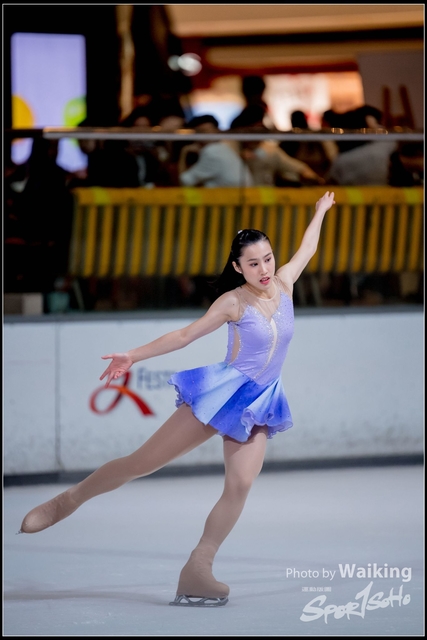 2018-10-03 Ice Skating 0749