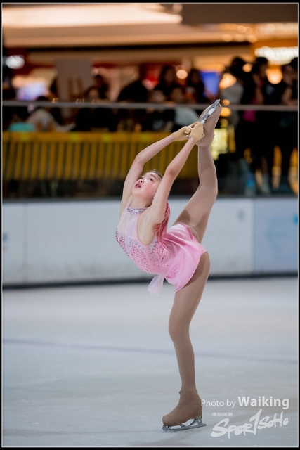 2018-10-04 Ice Skating 0521