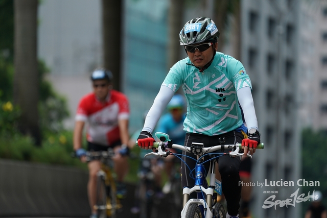 2018-10-15 30 km Ride Participants_Kowloon Park Drive-155