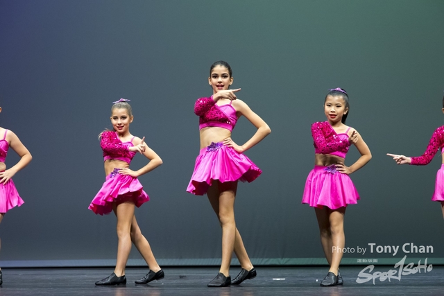 GroupDance_082