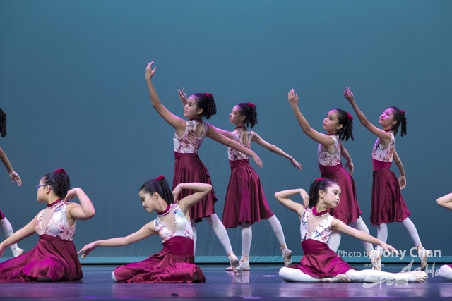 GroupDance_228