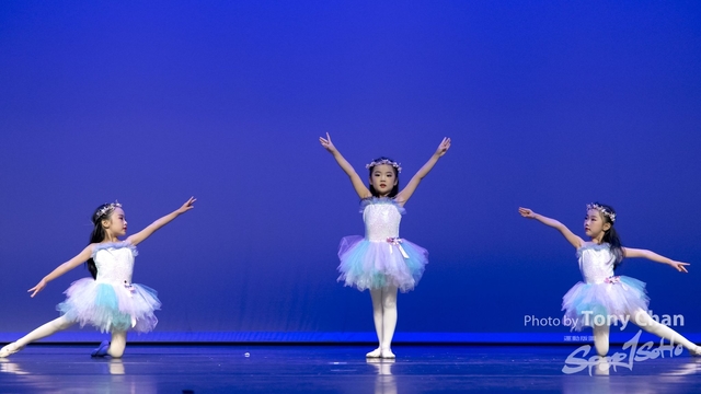 GroupDance_301