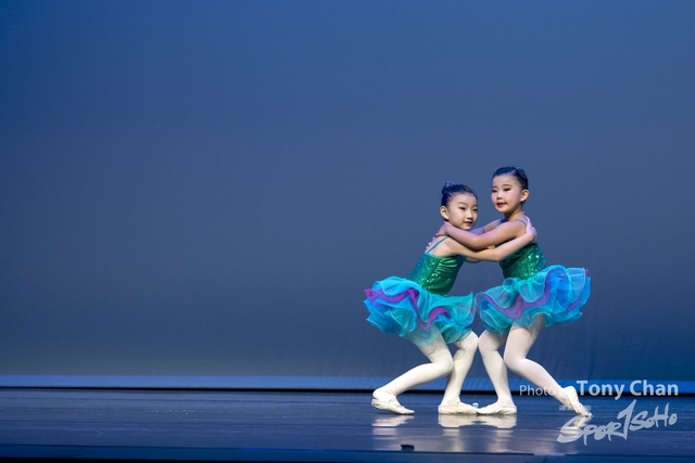 GroupDance_313