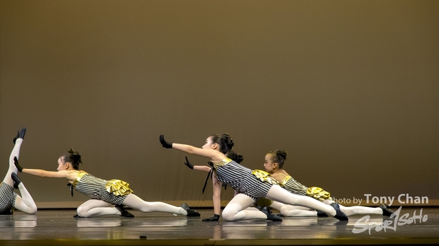 GroupDance_353