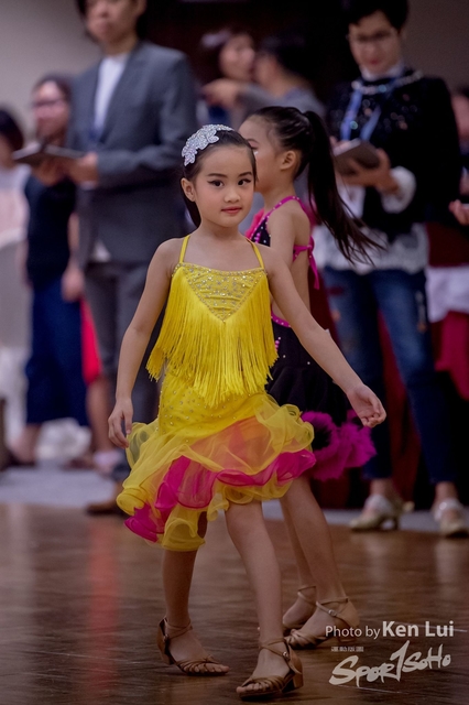 20181118dance 1067