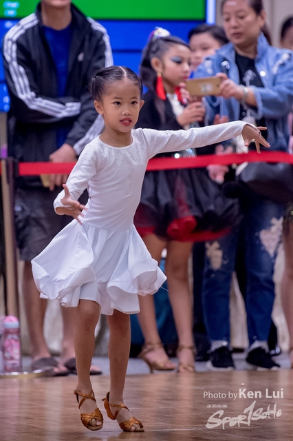 20181118dance 1092