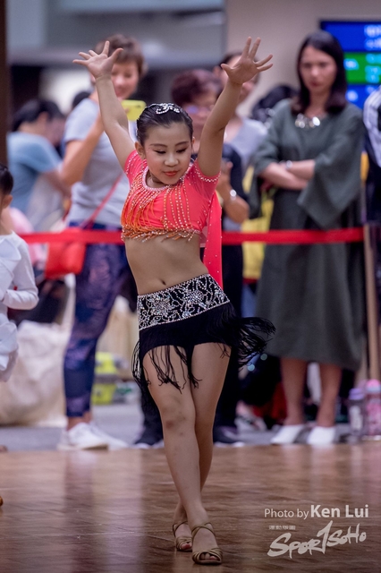 20181118dance 1097