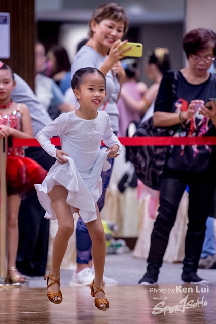 20181118dance 1108