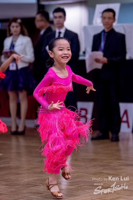 20181118dance 1197