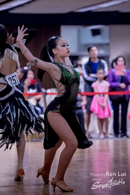 20181118dance 1583