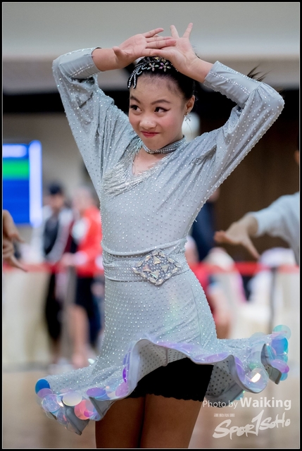 2018-11-18 Dance 1049