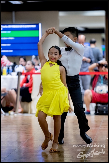 2018-11-18 Dance 1085