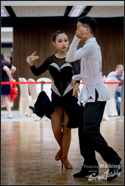 2018-11-18 Dance 1145