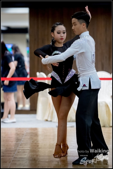 2018-11-18 Dance 1147