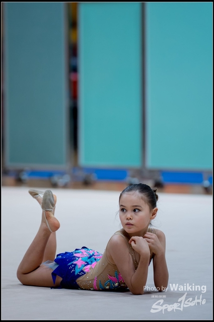 2018-11-10 Rhythmic Gym 1086