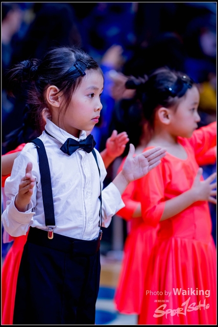 2018-12-02 Dance 0210