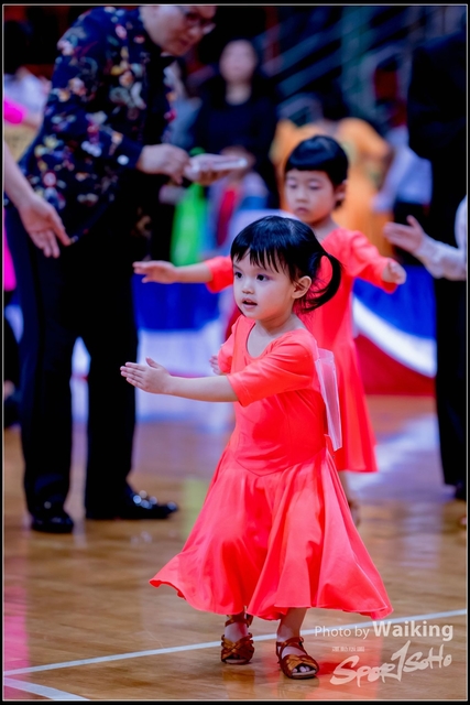 2018-12-02 Dance 0214