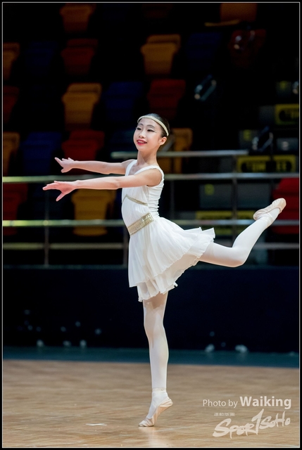 2018-12-02 Dance Festival 1020