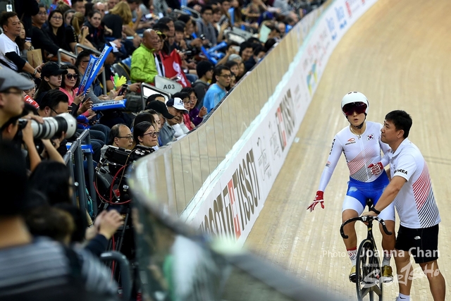 UCI (53)