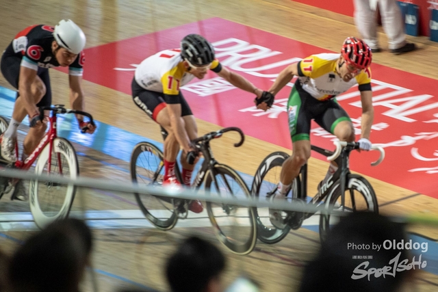 TrackCycling70