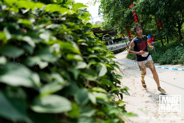 2019-04-28 Mud race-172