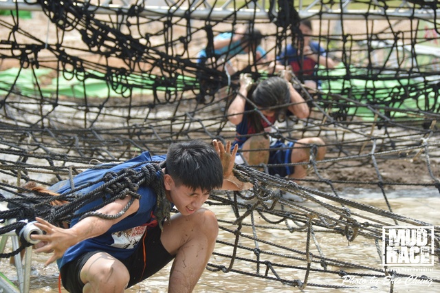 Mud_Race_1857