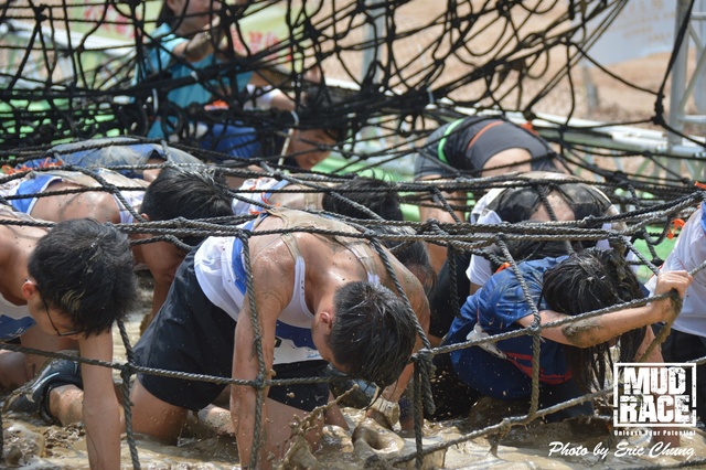 Mud_Race_1883
