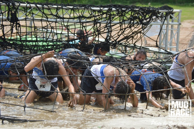 Mud_Race_1884
