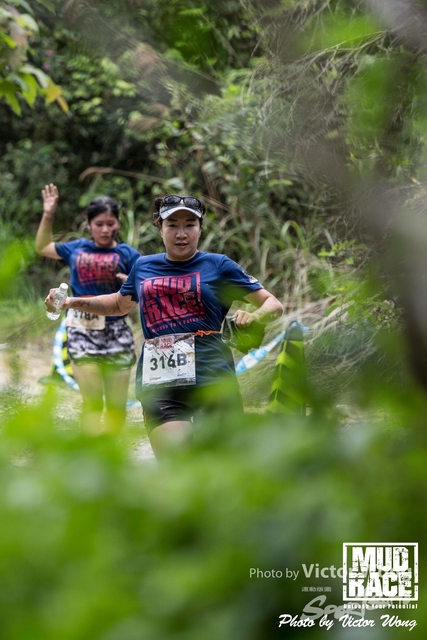 MUD RACE_0122