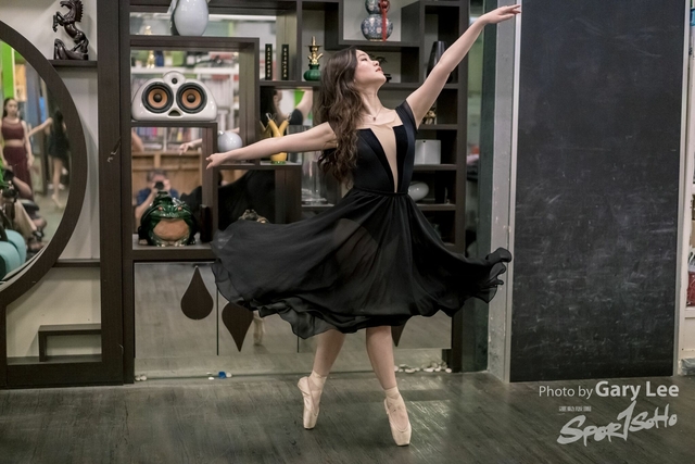 Dance 0043
