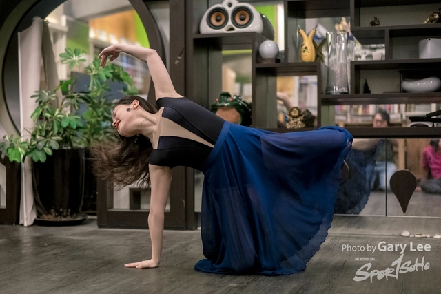 Dance 0258