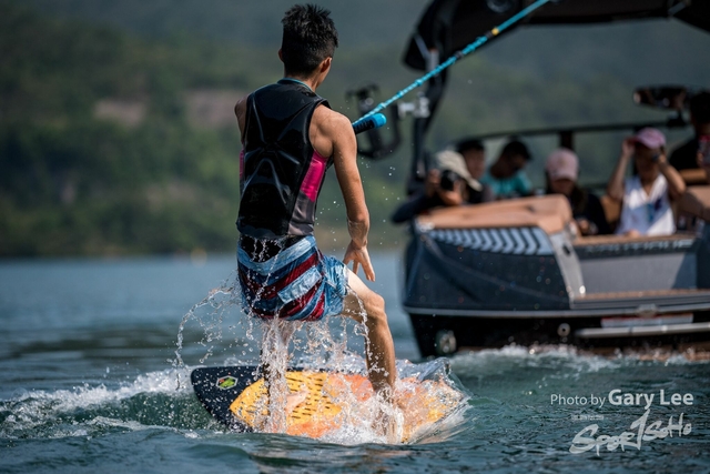 Wakesurf 0737
