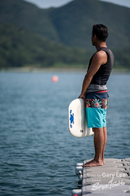 Wakesurf 0755