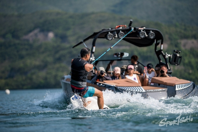 Wakesurf 0757