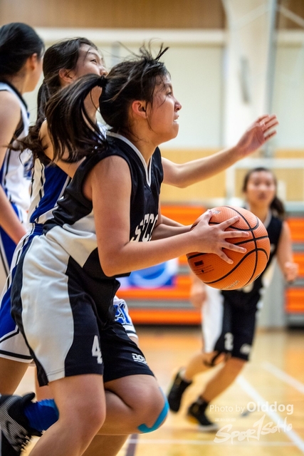 28Basketball-36