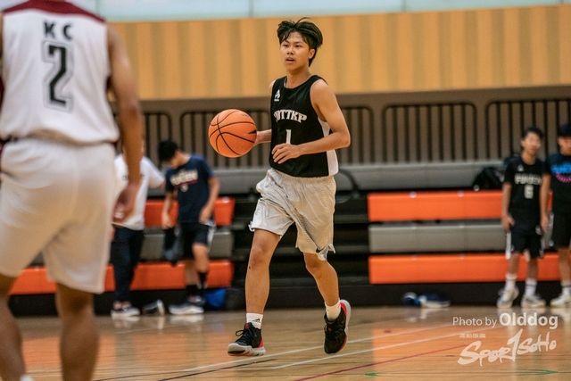 27Basketball-39