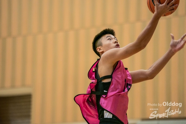 27Basketball-90