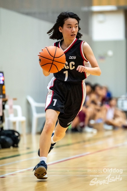 28Basketball-125