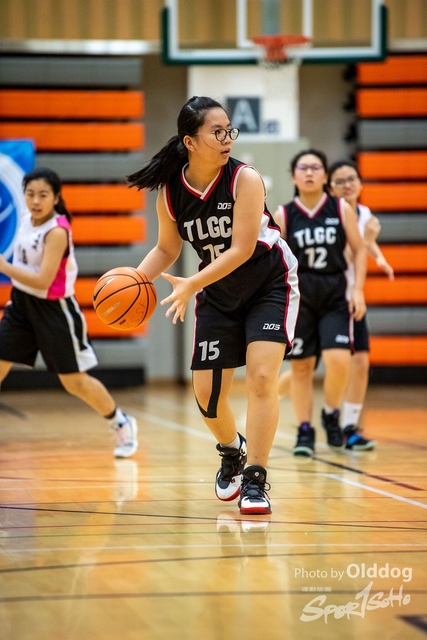 28Basketball-126