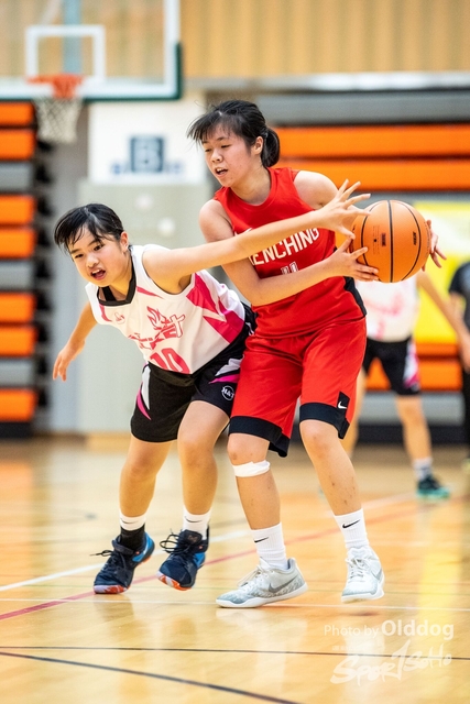 28Basketball-133