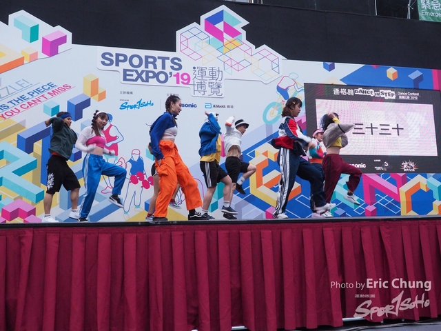 Dance in Step_0973