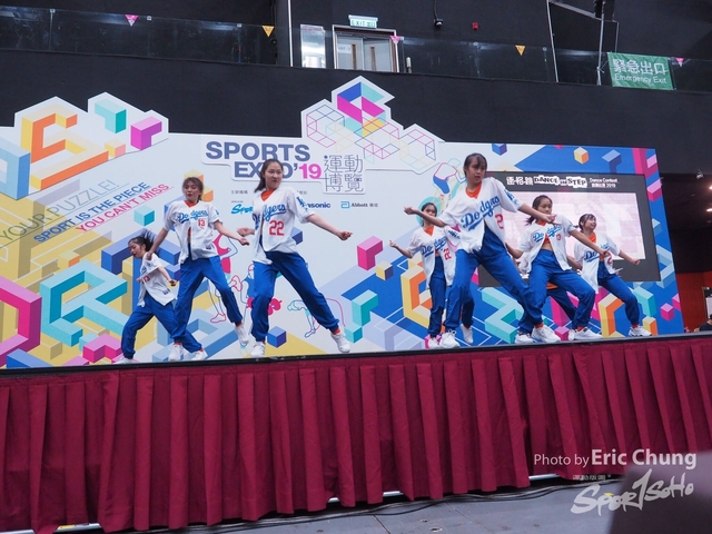 Dance in Step_1122