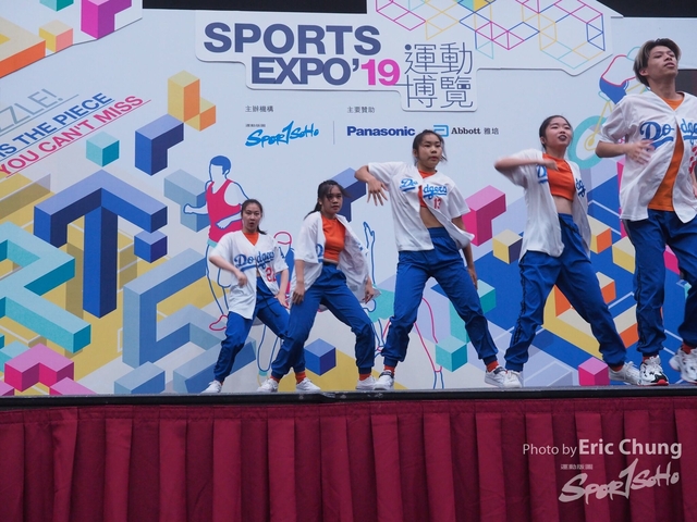 Dance in Step_1162