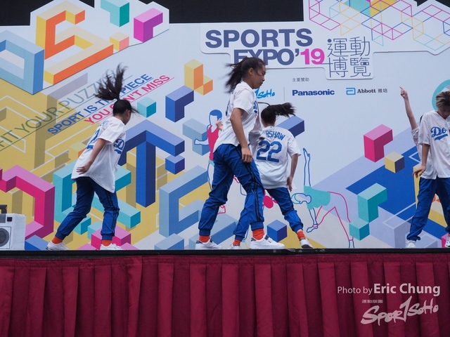 Dance in Step_1167