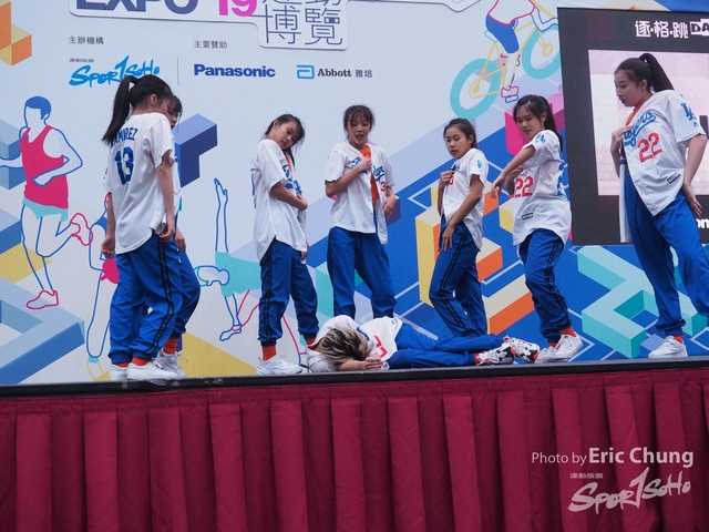 Dance in Step_1170