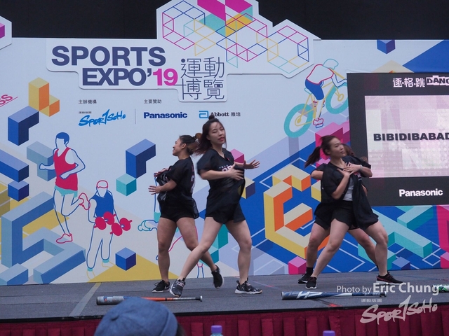 Dance in Step_0202