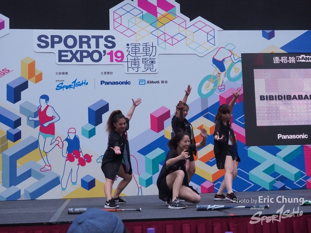 Dance in Step_0205