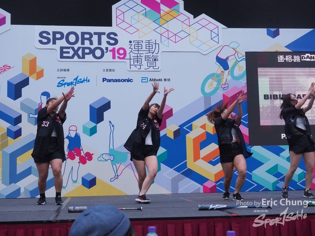 Dance in Step_0213