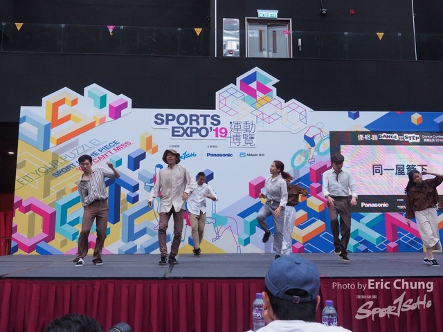 Dance in Step_0302