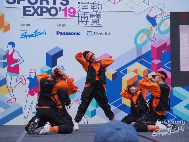 Dance in Step_0307